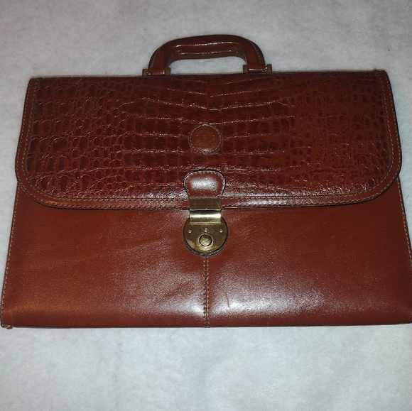 Other - Vintage genuine leather breifcase